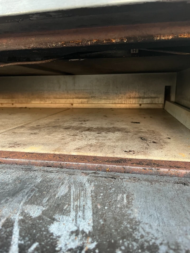 Guirnalda tres cubiertas horno pizza comercial Foto 3 de 4