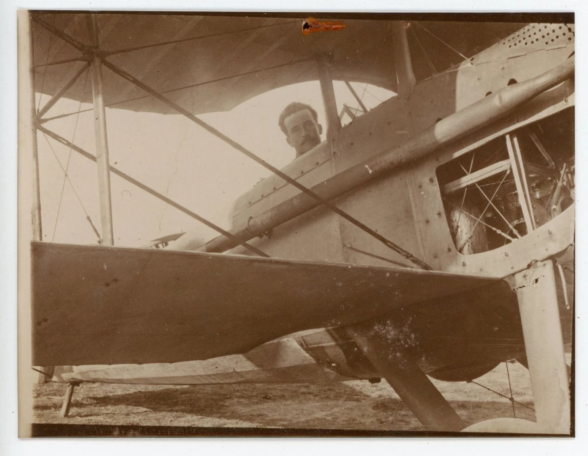 Photo d'avions, aéronefs, aviateurs français et allemands dans la Guerre 1914-1918, WW1