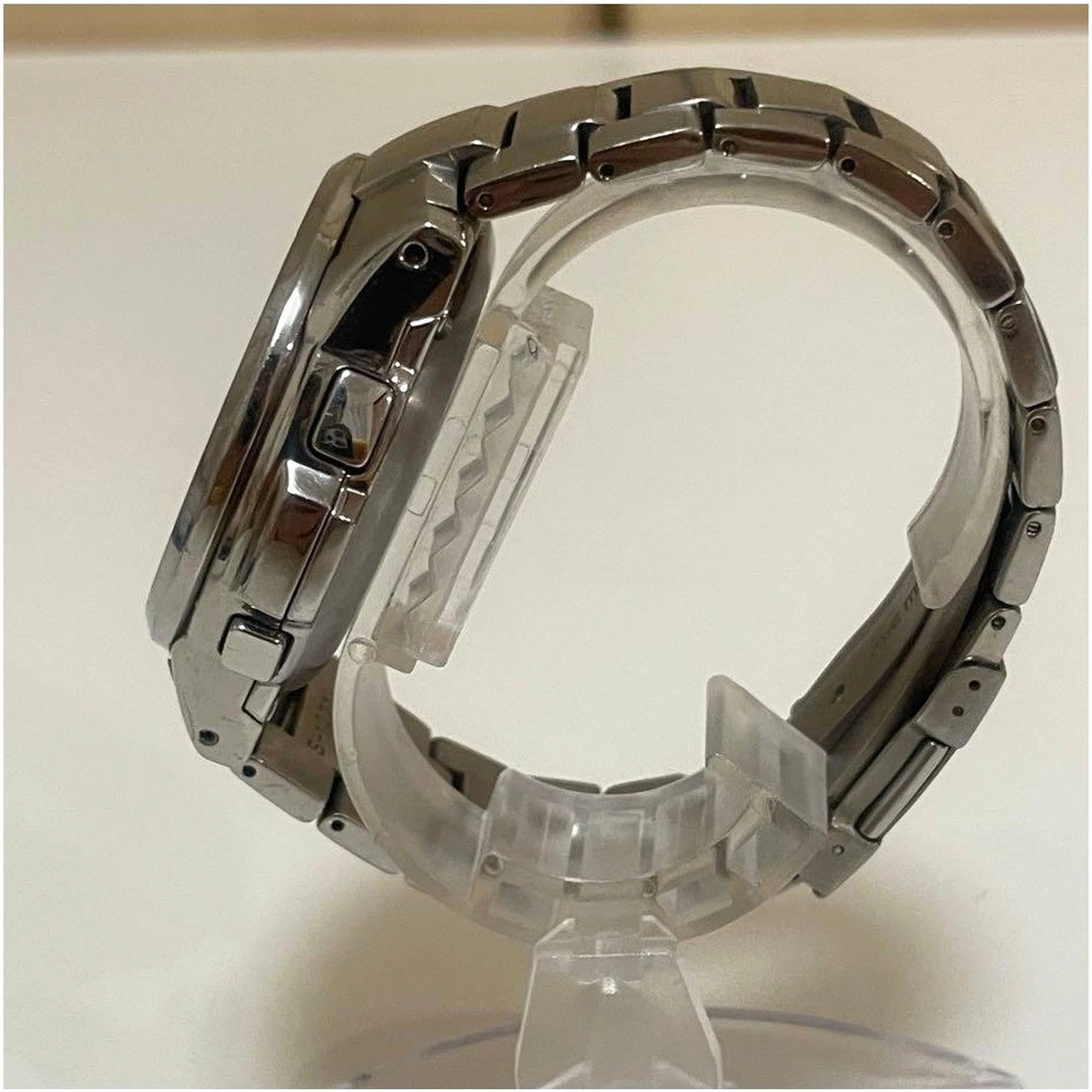 Reloj Cronógrafo Casio Oceanus OCW-500TDJ Resistente Solar Radiocontrolado Titanio