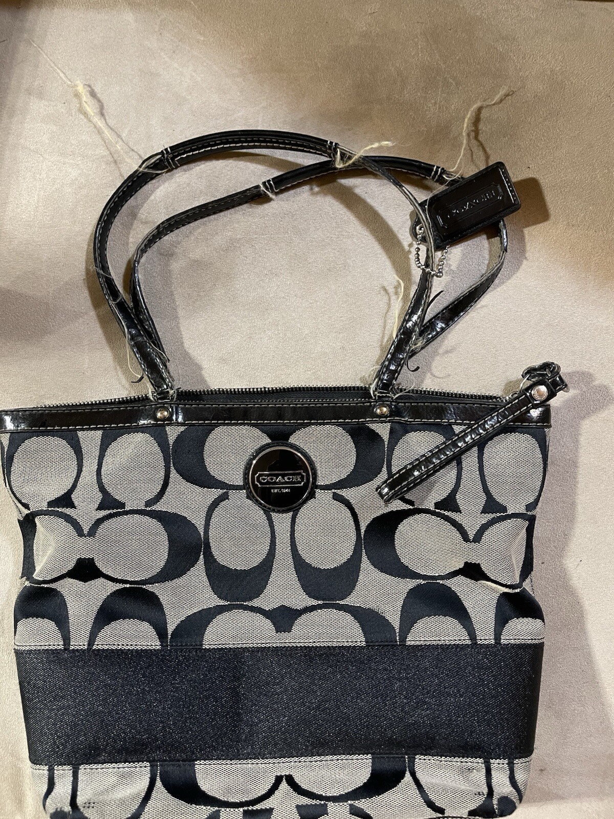 coach handbags medium used preowned free shipping-image