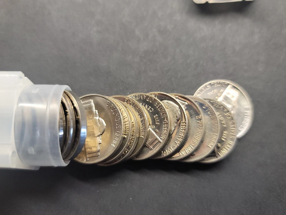 18 coins 1967 SMS UNCIRULATED Mint Nickels U.S Coins from U.S. SMS MINT COINS - Image 3 of 4