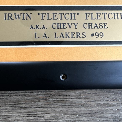 RARO! Chevy Chase Autografiado "Fletch" L.A. Lakers #99 Fotos Enmarcadas 22.75"x14" - Imagen 10 de 10