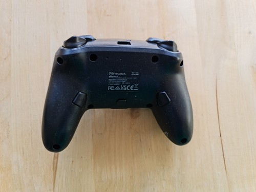 Manette NINTENDO Manette Pro Switch - Photo 2/2