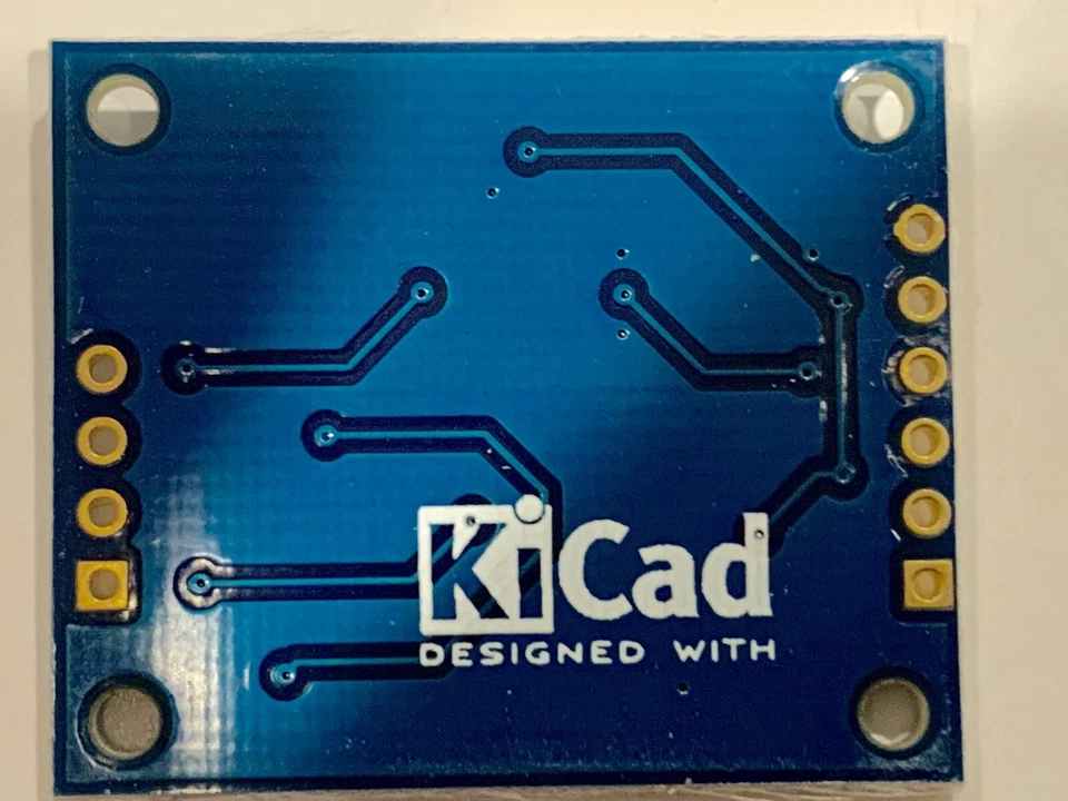 DAC de salida de voltaje de 12 bits con cuatro salidas de búfer basadas en chip MCP4728 Foto 2 de 2