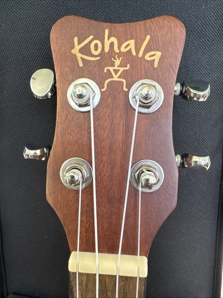 Kohala Akamai Series AK-C Concert Size Acoustic Ukulele W/Hard Case & Tuner - Image 4 of 4