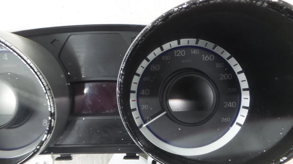 HYUNDAI I45 INSTRUMENT CLUSTER INSTRUMENT CLUSTER, AUTO T/M, YF, 02/10-04/14 201 - image 3 of 4