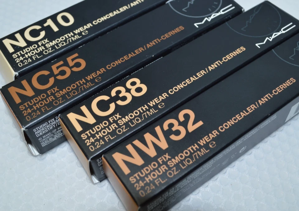 MAC Studio Fix 24Hour Smooth Wear Concealer 7ml/ 0.24fl.oz. - Image 2 of 4