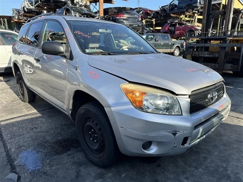 Bote de carbón de vapor de combustible 2006 07 08 Toyota Rav 4 777400R010 Foto 2 de 4