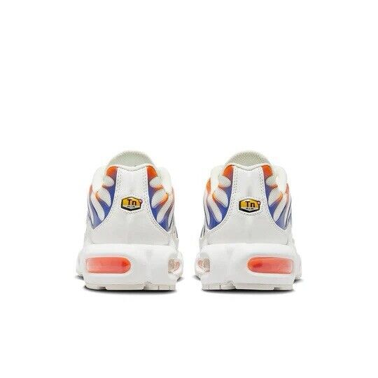 Size 8.5 Nike Air Max Plus Knicks Summit White Blue Orange Size 8.5 Nike Air Max Plus Knicks Summit White Blue Orange