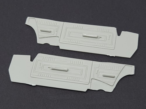 AMT/Ertl 1966 Ford Fairlane GT/GTA #8123 Model - PARTS - DOOR PANELS ...