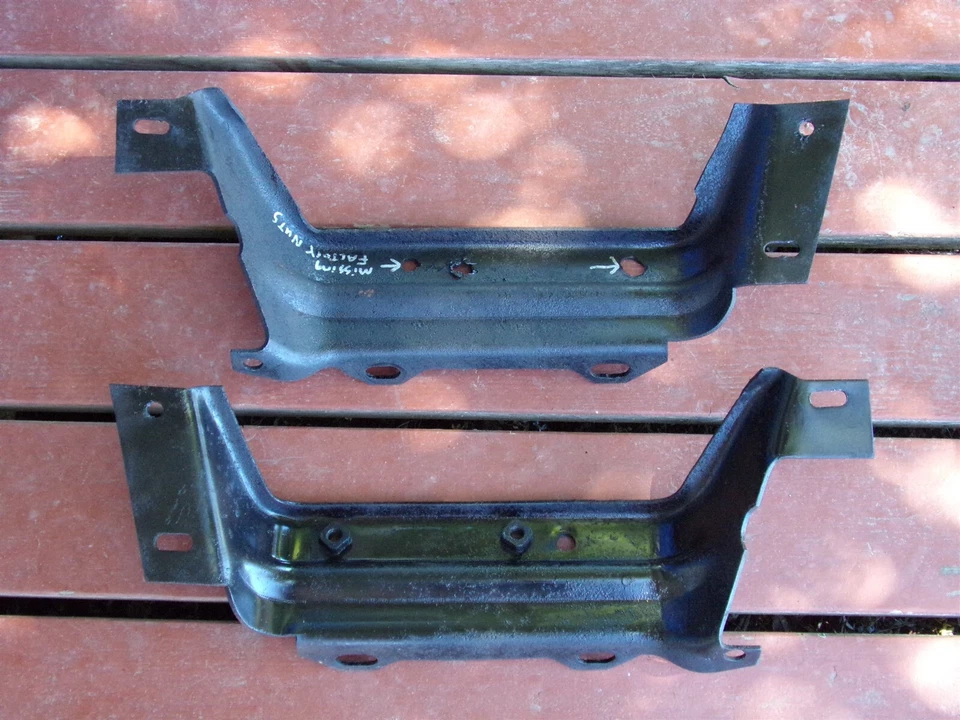 Plymouth 1968 1969 soportes de parachoques OEM 2856580 2856581 Road Runner GTX satélite Foto 3 de 4