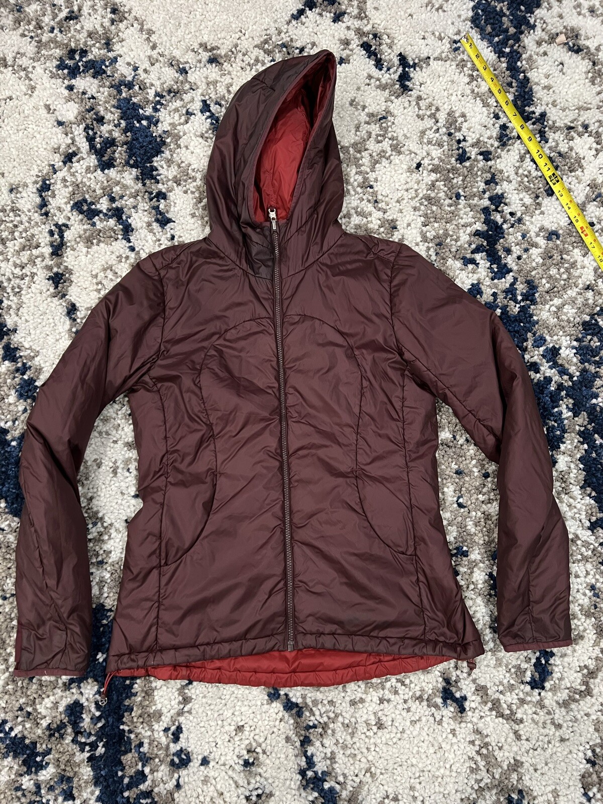 LULULEMON BURGUNDY/RED LIGHTWEIGHT 