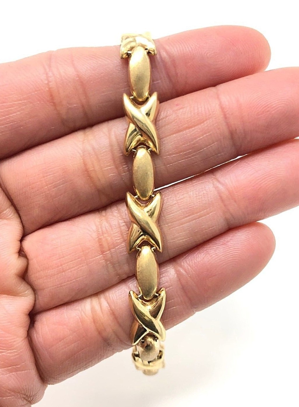 Italian 14k Yellow Gold XOXO Criss Cross Bracelet 7" 6.9mm 10.4 grams