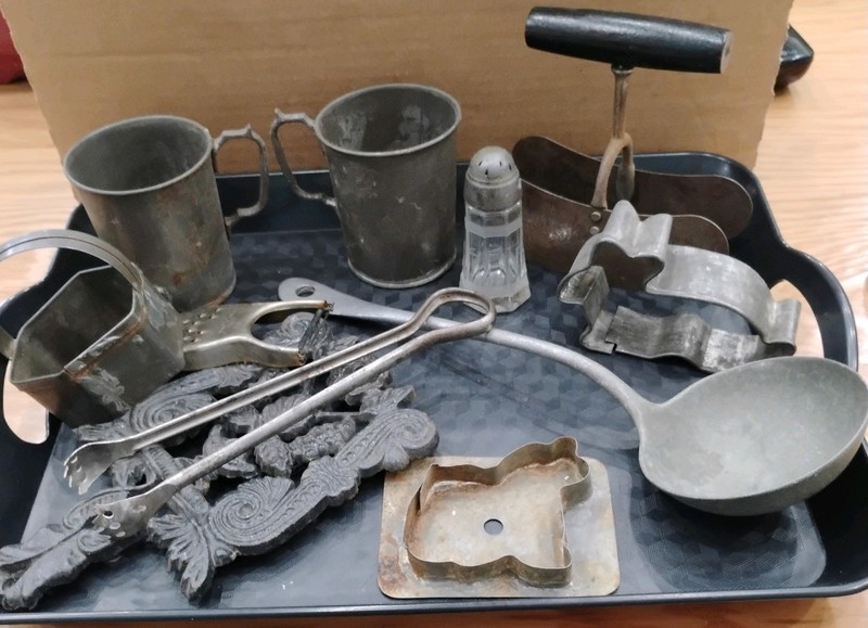 Lot Antique Primitive Kitchen Utensils Cups, Trivet cookie cutters+