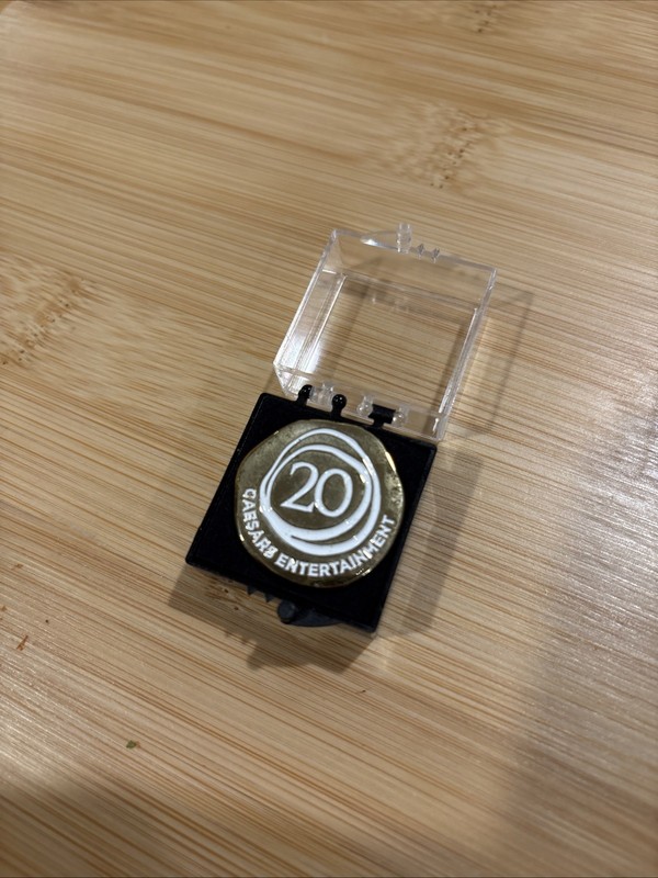 Ceasar’s Entertainment Casino Employee 20 Year Service Lapel Pin Milestone Award