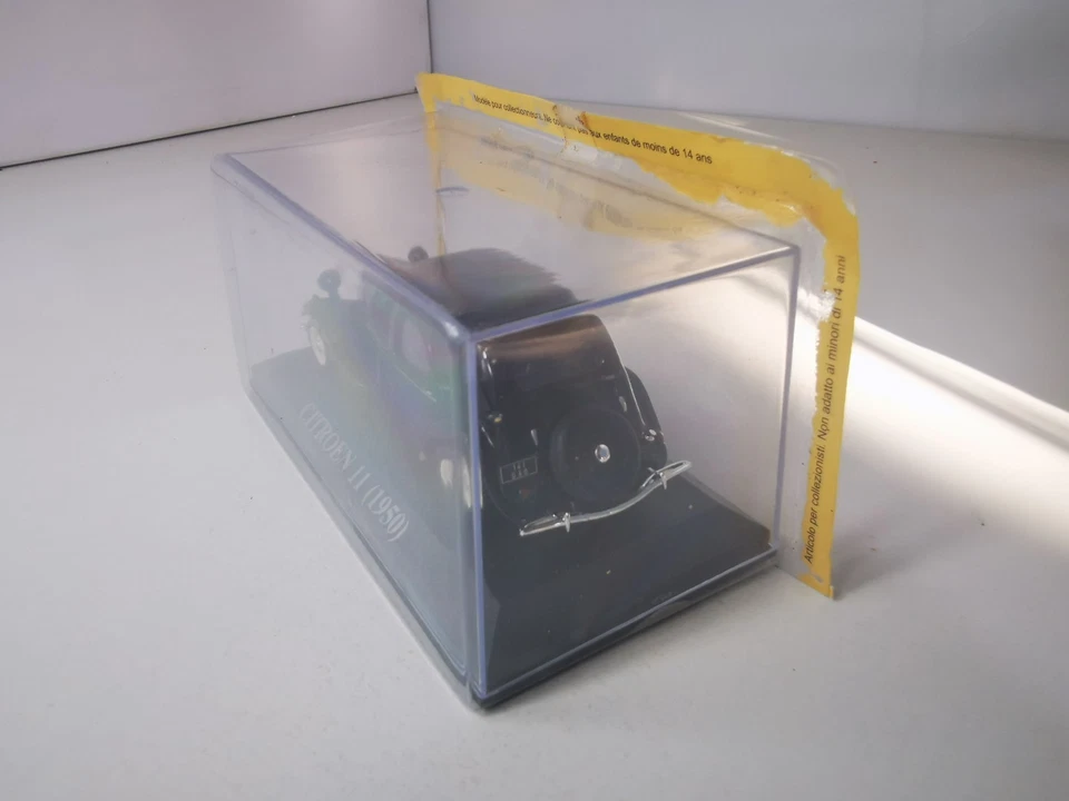 Citroën 11 (1950) Traction Avant – Altaya 1/43 – Voiture miniature – En boîte - Photo 3/4