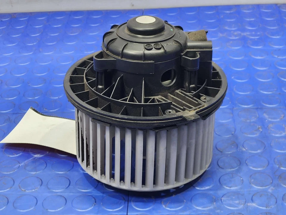 03-14 Chevy Tahoe GMC Yukon Front Blower Motor Genuine OEM 22741027 - Image 3 of 4