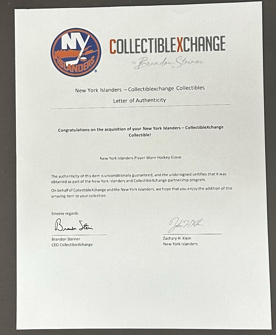 New York Islanders Game Used Player Worn CCM Hockey Gloves Pair Steiner LOA