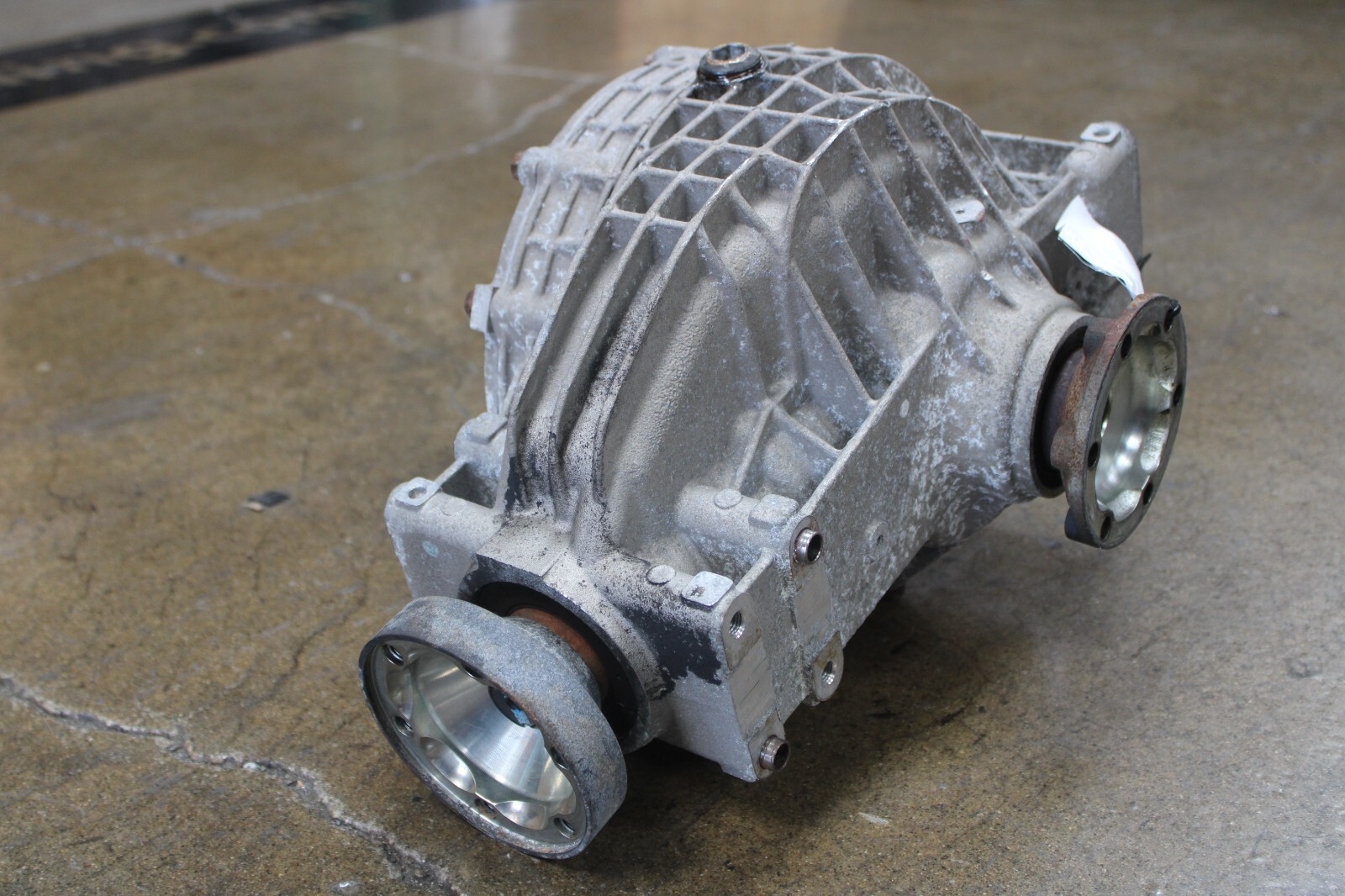 Maserati Quattroporte, Granturismo, Carrier Assembly, Used, P/N 272821