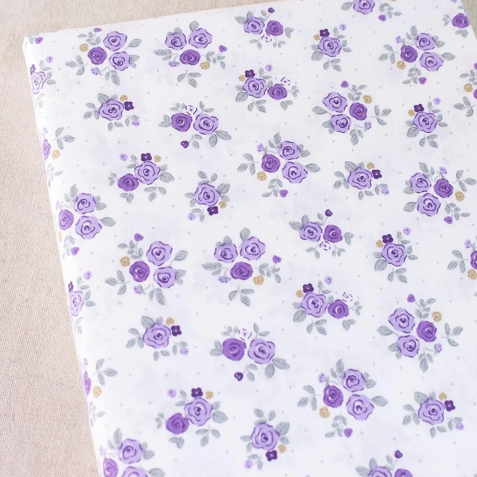 Lote de 8 cuadrados surtidos de tela con estampado de flores de algodón púrpura de 25 cm para colchar costura Foto 4 de 4