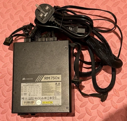 Corsair RM750x 80 PLUS Gold, 750 W Fully Modular ATX Power Supply Unit - Black