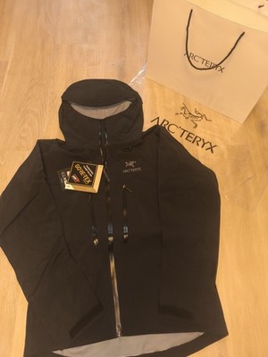 Arc'teryx Alpha SV Jacke (Graues Logo)   24K Black, Größe M