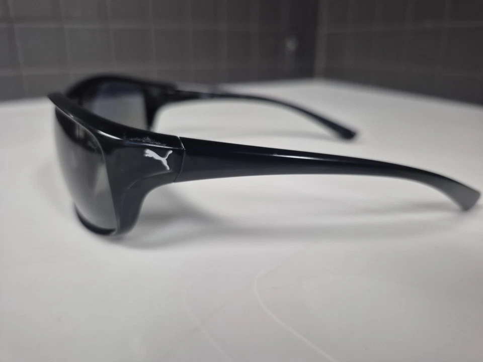 GAFAS DE SOL PUMA PE0075SCOS 001 6615-130 NEGRAS/GRISES POLARIZADAS AUTÉNTICAS  Foto 3 de 4