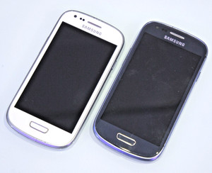 2x Samsung Galaxy S3 Mini GT-I8190 Funktionieren ohne Zubehör