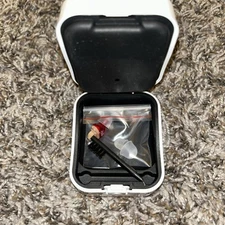 DIGITAL  HEARING AID MINI IN THE EAR 6 CHANNEL right ear 3 ADJUSTABLE TONES Red