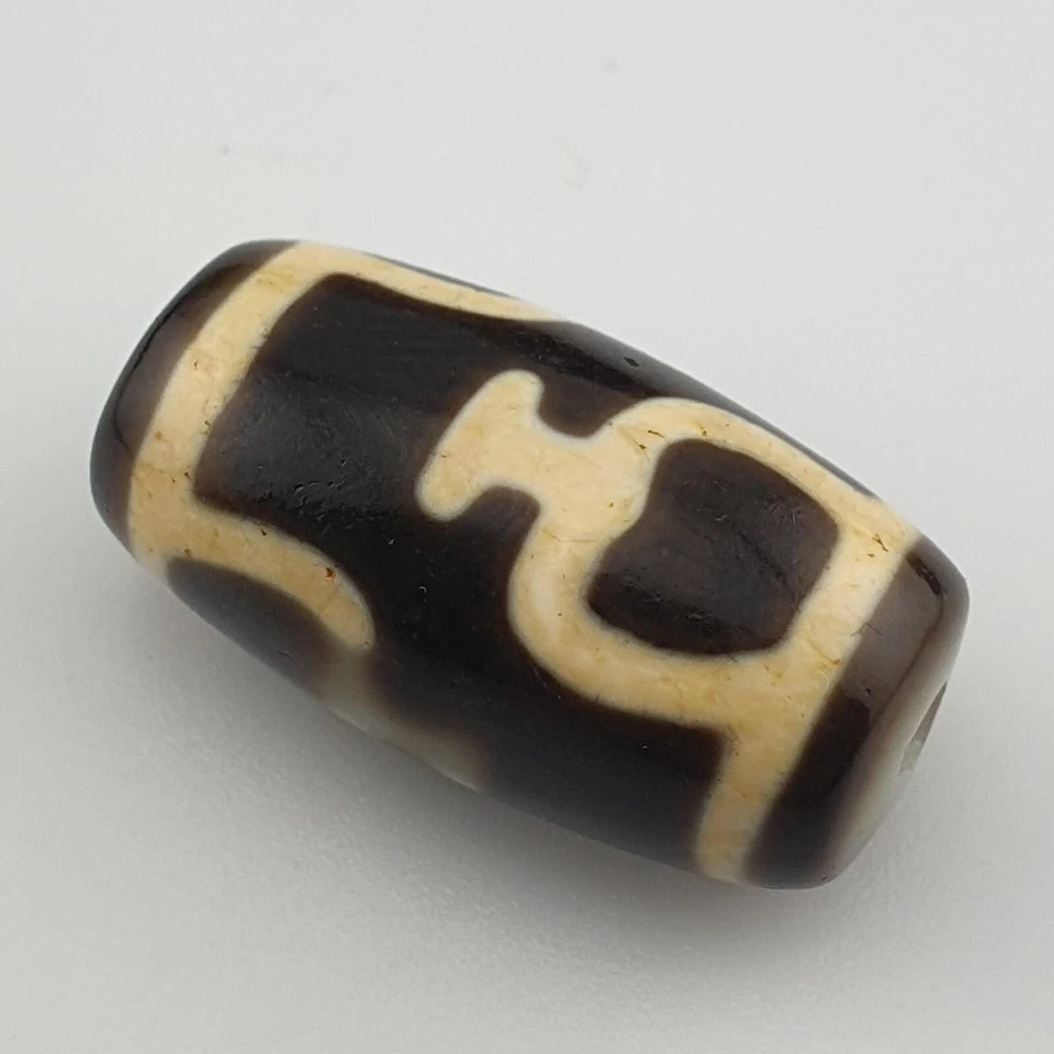 Treasure vase unique pattern himalayan tibetan agate dzi bead amulet - Image 4 of 4
