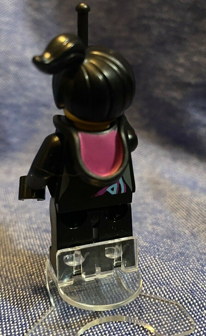 NEW LEGO Lucy Wyldstyle with Hood GENUINE Minifigure Movie 70849