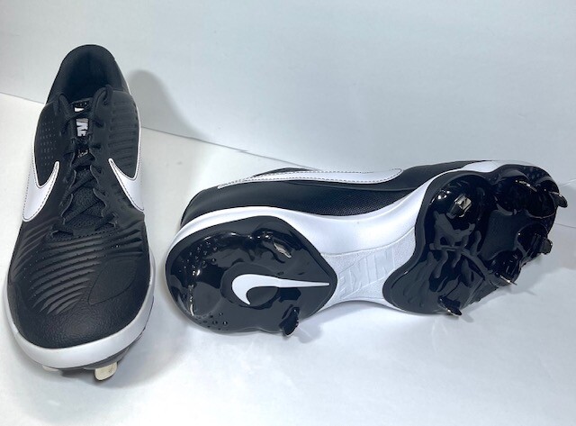 New Men's NIKE Alpha Huarache 3 Varsity Low Baseball Cleats. Sizes