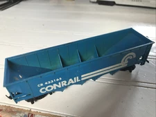 CONRAIL HO Scale Model Railroad Train Coal Car w/ Kadee Couplers and Metal Wheel