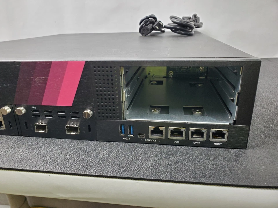Check Point Software Tech PH-30 Security Gateway - No Rack Ears - Image 3 of 4