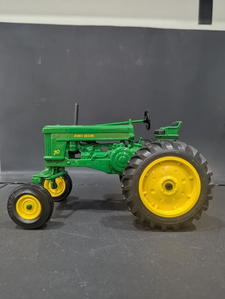 Tractor diecast Ertl 1/16 John Deere 70 High Crop 2000 National Farm Toy Museum Foto 2 de 4