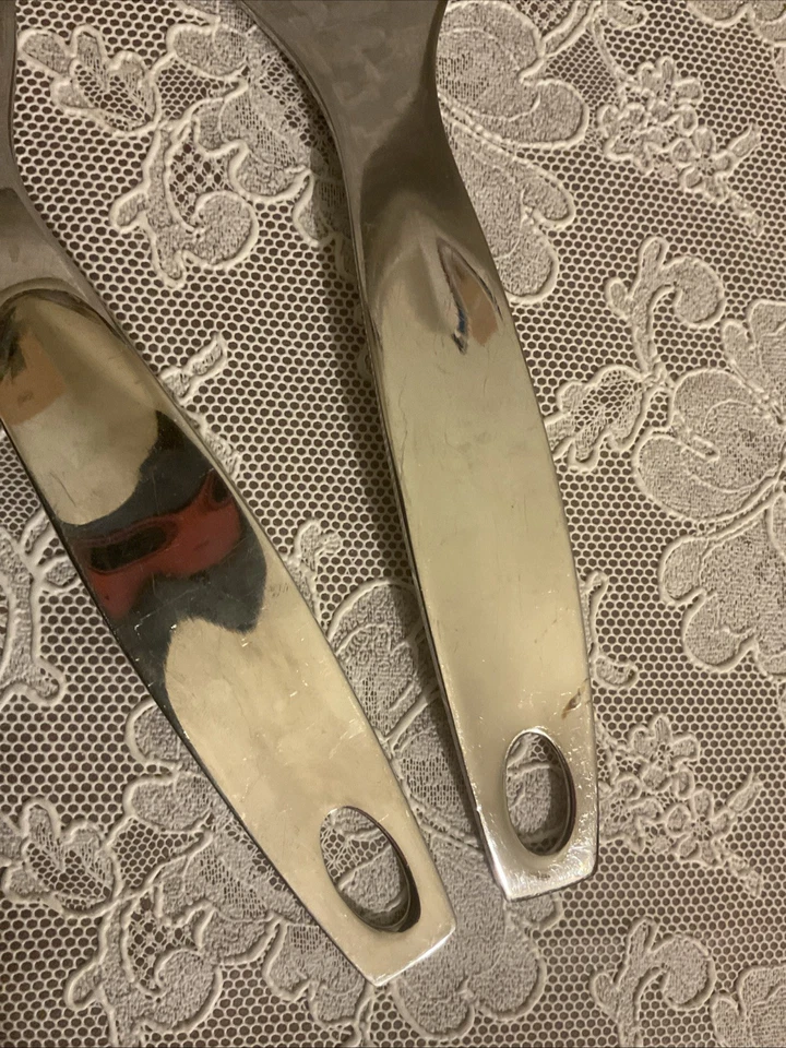 Set Of 2 Oneida Flexible Nylon Spatula Stainless Handle 13” & 11.5” FLAWS - Image 2 of 4