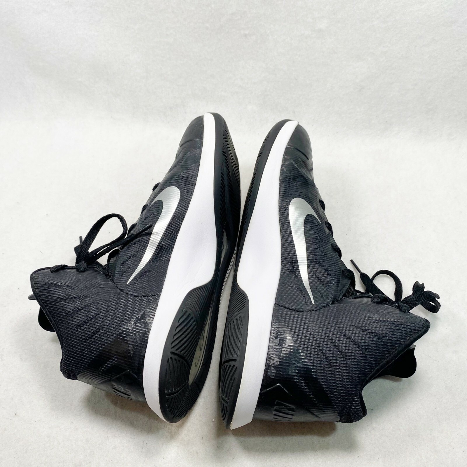 Nike Black Hightop Hyperquickness 9 - image 9