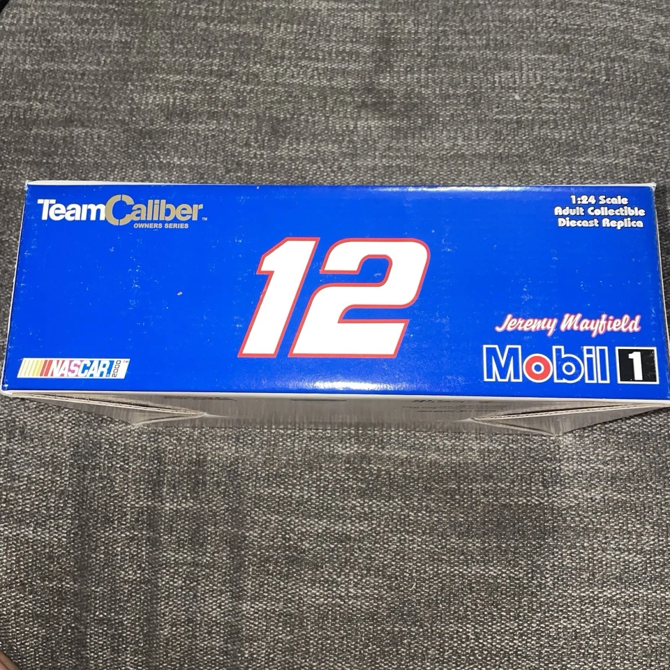 Team Caliber 1/24 Diecast #12 Jeremy Mayfield Mobil 1 2000 Ford Taurus  - Image 3 of 4