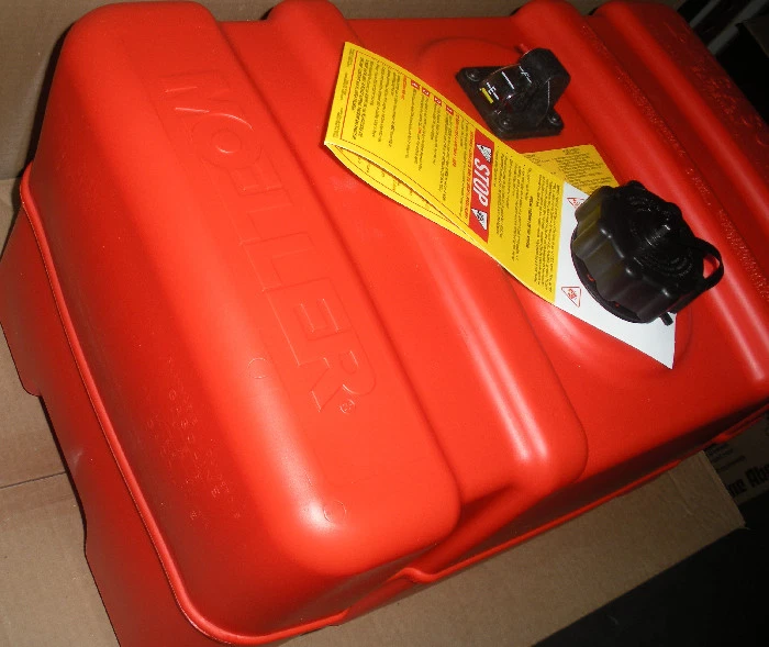Moeller 630012LP Marine EPA- Compliant Topside Fuel Tank 12 Gallon - Image 4 of 4
