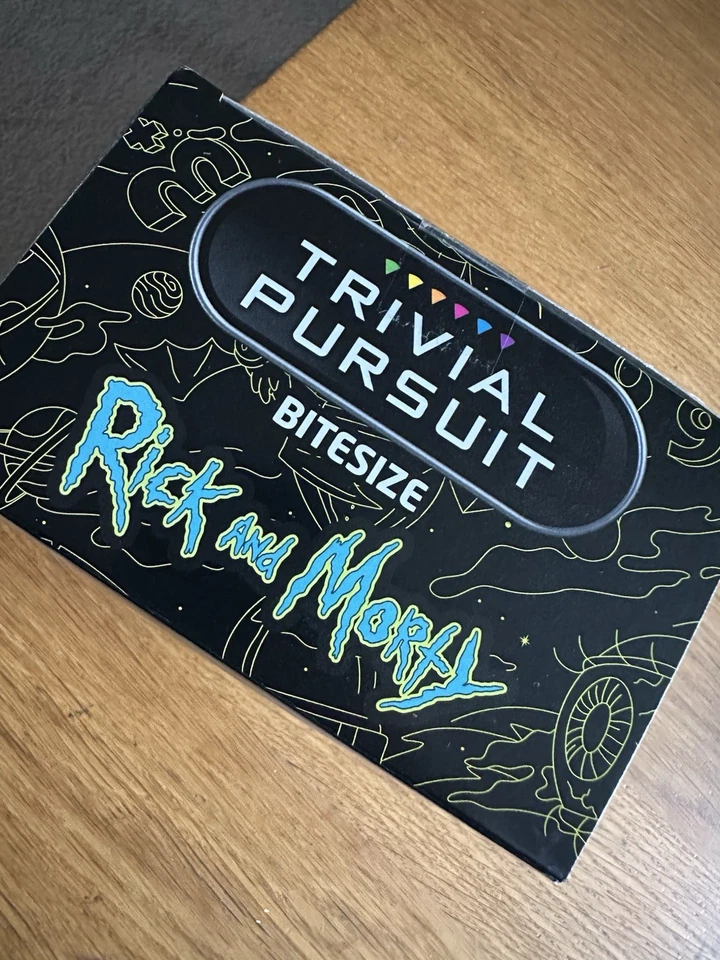 Rick and Morty Trivial Pursuit Bitesize Card Game New & Unused Collectable 2019 - Image 2 of 3