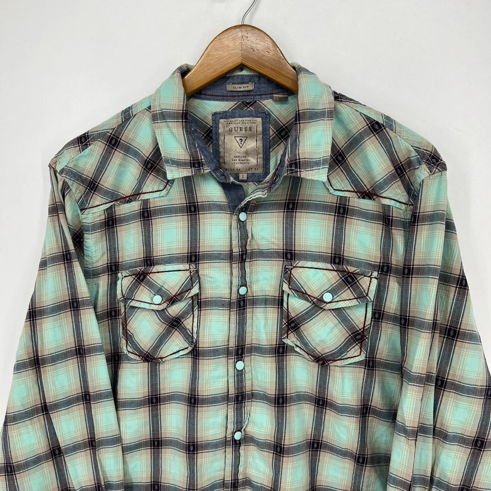 Guess Long Sleeve Pearl Snap Shirt Men's Size L Green Aztec Tribal Print Western - Image 2 of 4