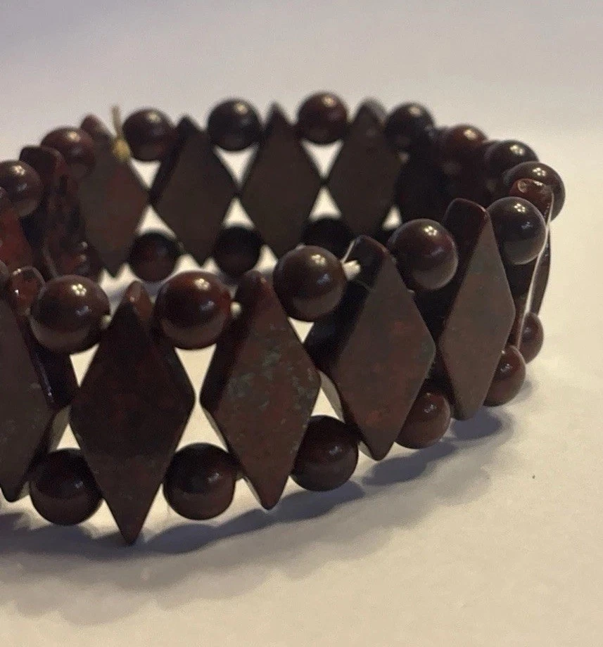 Vintage Red Jasper Agate Reiki Healing Polished Diamond Round Stretch Bracelet - Image 4 of 4