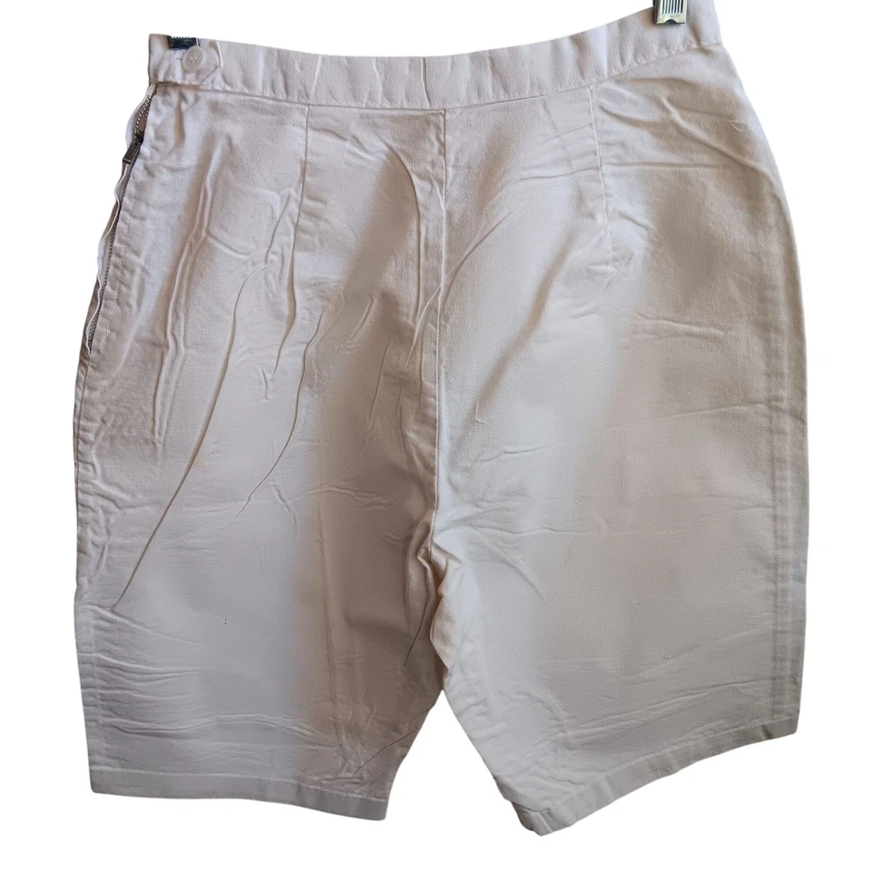 24" Waist sz 6 True Vtg 60s WHITE COTTON SIDE ZIPPER Carol Brent Womens SHORTS - Image 3 of 4