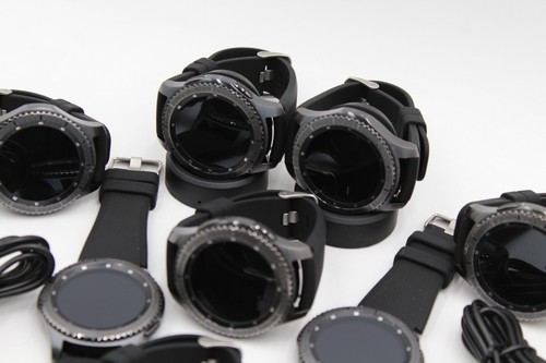 Samsung Gear S3 Frontier SM-R760 avec accessoires - Photo 2 sur 4