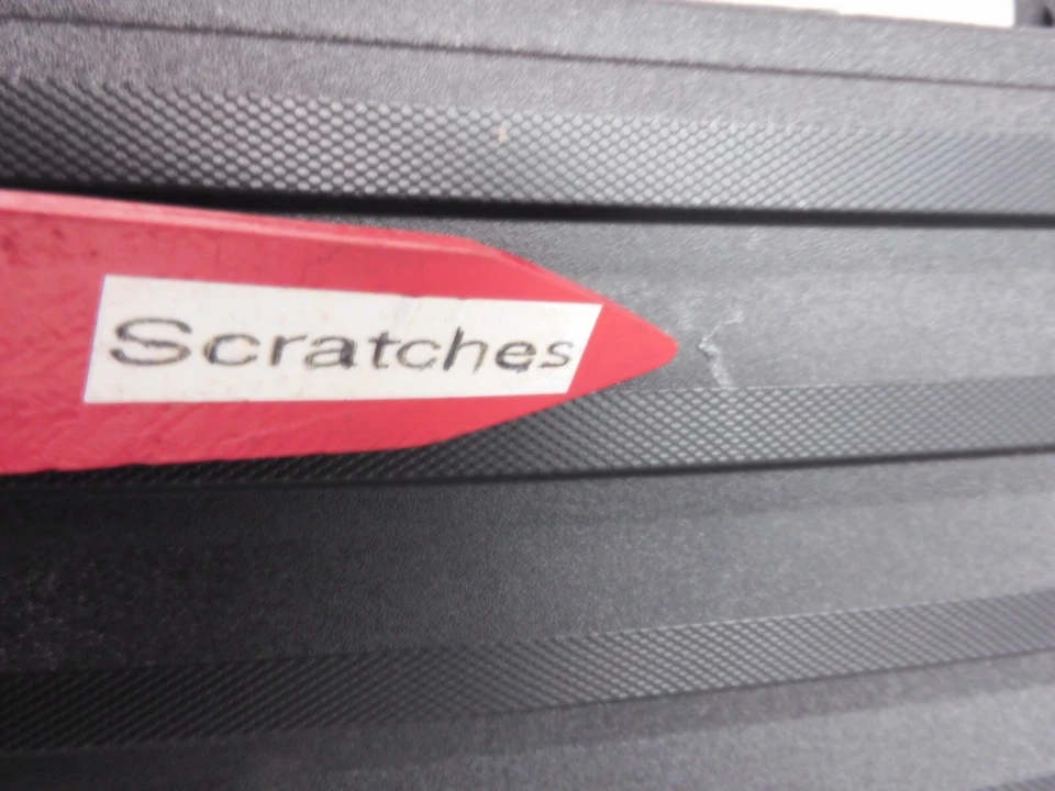 2007 2014 CHEVROLET SUBURBAN 1500 REAR BUMPER FACE BAR STEP TRIM MOLDING Foto 4 de 4