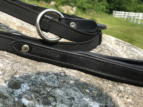 The ORIGINAL RuffGrip® 6' x 3/4" SLIP LEAD. Leather Padded Handle I BLK - Picture 4 of 5