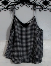 Collective Concepts Women's Top Size L Sleeveless Multicolored Plaid V Neck