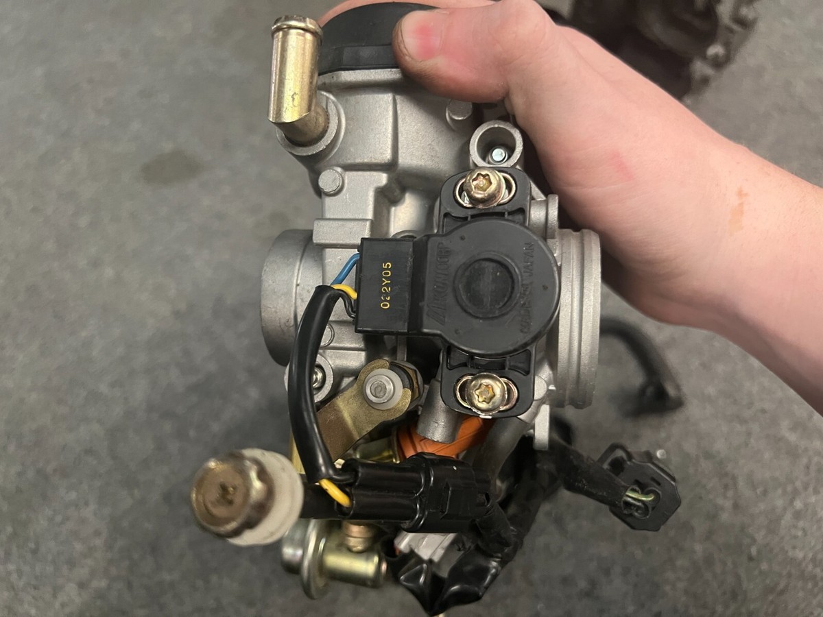 KAWASAKI ZX6R B1H B2H ZX636 FUEL INJECTION THROTTLE BODIES | eBay UK