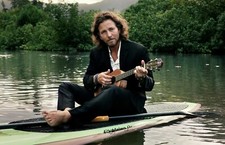 Eddie Vedder Playing Guitar in the River 8x10 PHOTO PRINT