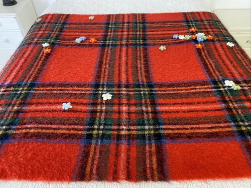 Laconia Pure Aussie Mohair Fringed Afghan Throw Blanket 180 cm x 130 cm Repaired - Picture 7 of 11